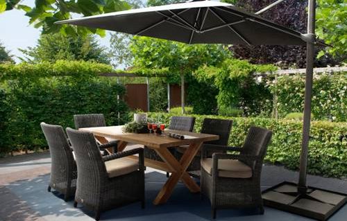 4 seasons outdoor