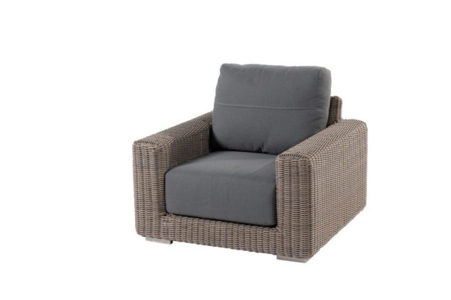 4 Seasons Outdoor Kingston living chair Pure * SALE *