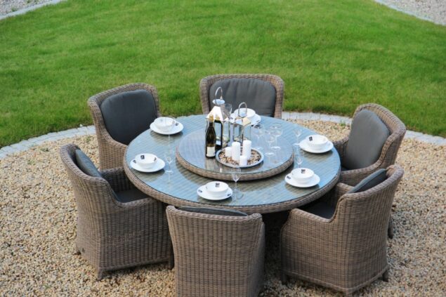4 Seasons Outdoor Brighton dining set