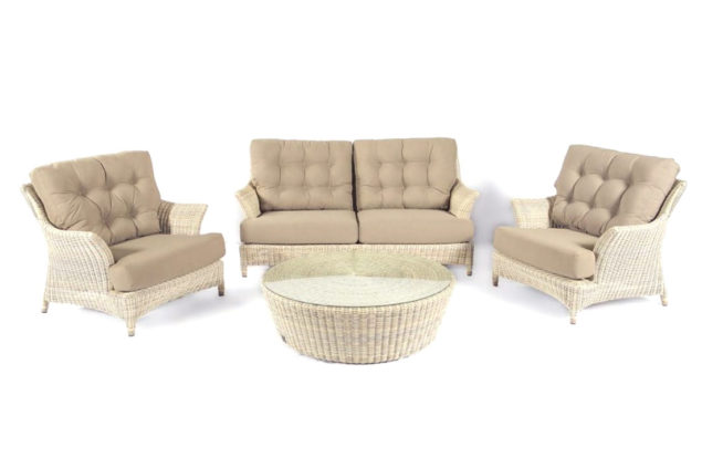 4 Seasons Outdoor Valentine living provance * SALE *
